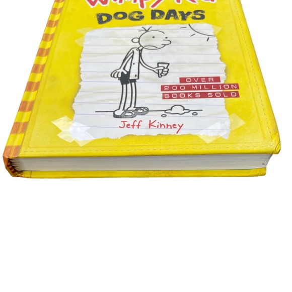 Diary of a Wimpy Kid: Dog Days by Jeff Kinney - Picture 7 of 11